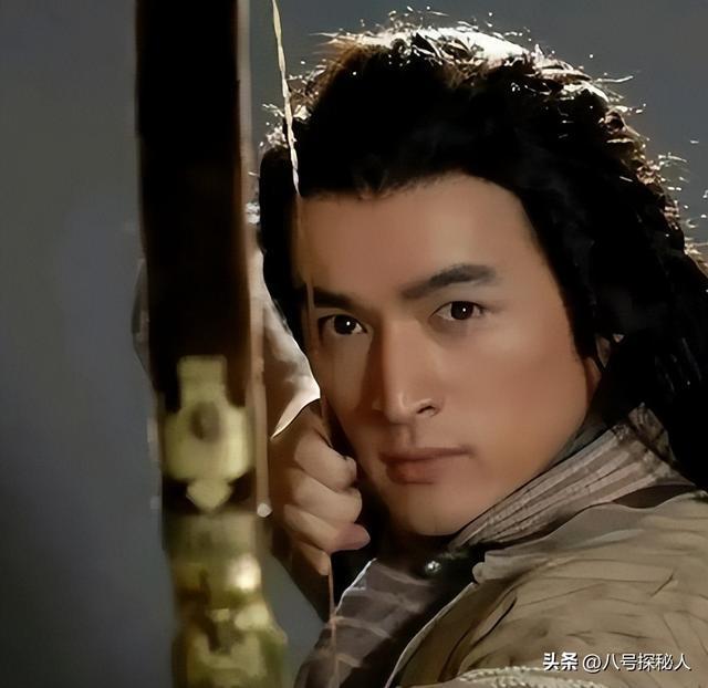 20年前，张冕为护胡歌离世，胡歌许诺赡养其父母，如今他做到了吗_20年前，张冕为护胡歌离世，胡歌许诺赡养其父母，如今他做到了吗_