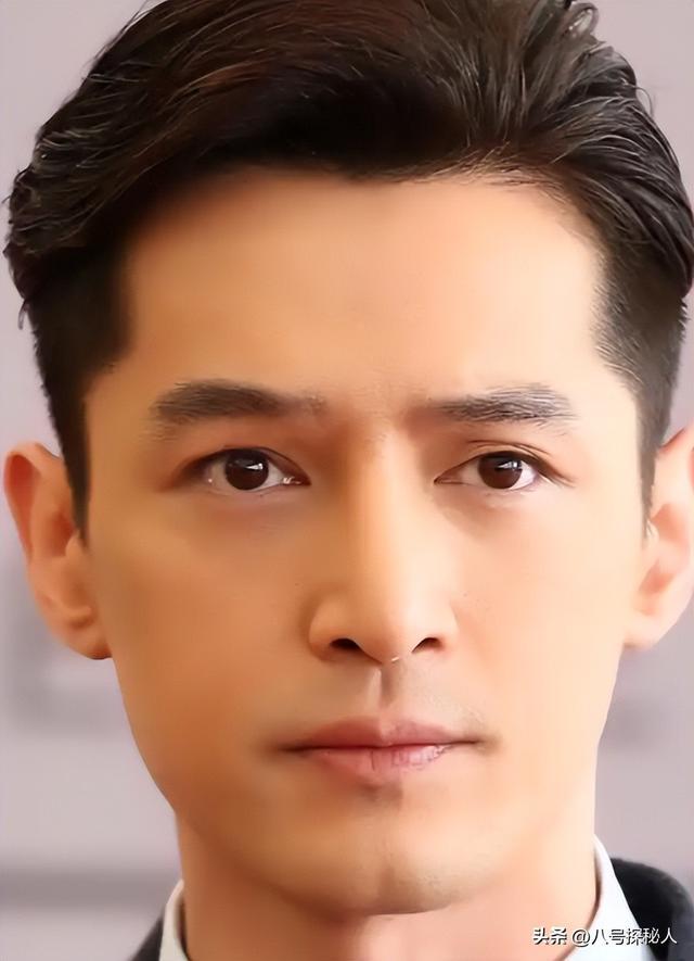 20年前，张冕为护胡歌离世，胡歌许诺赡养其父母，如今他做到了吗_20年前，张冕为护胡歌离世，胡歌许诺赡养其父母，如今他做到了吗_