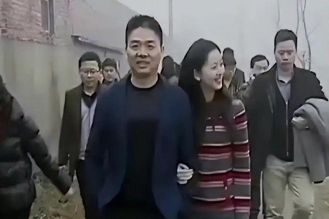 刘强东钱可以花一辈子吗_刘强东的钱存在银行吗_