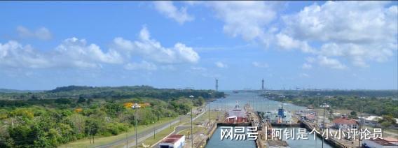 巴拿马总统道歉的英语阅读_巴拿马总统出生日_