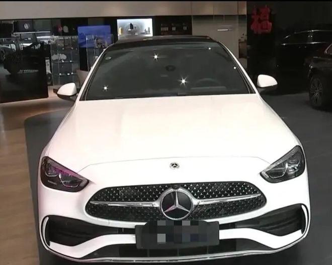 _奔驰4s店定金_奔驰店定金能退吗