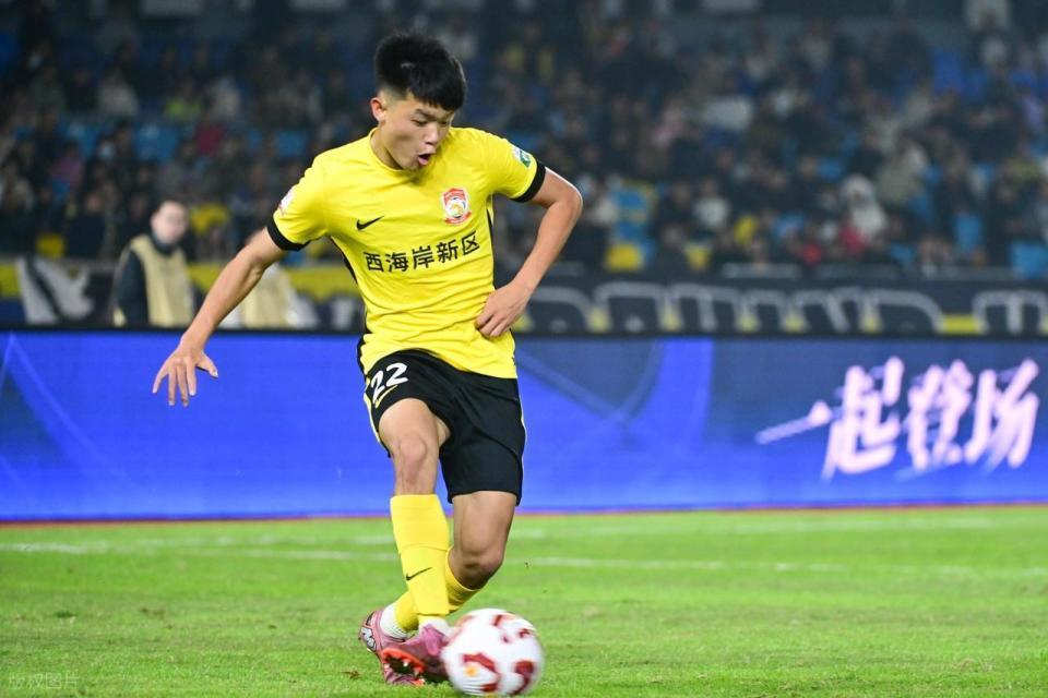 西班牙冠军杯__西班牙杯冠军有什么好处