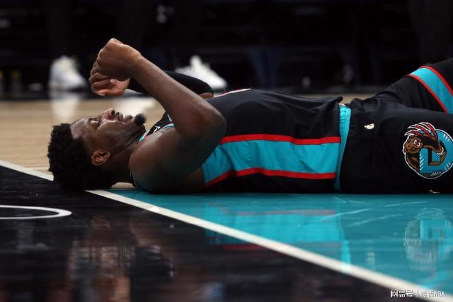 湖人和灰熊交易兰德尔__崛起的爵士