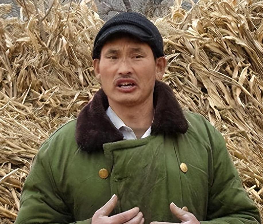 59岁于文华现状：与丈夫住农村，穿着朴素赶大集，享受田园生活_59岁于文华现状：与丈夫住农村，穿着朴素赶大集，享受田园生活_