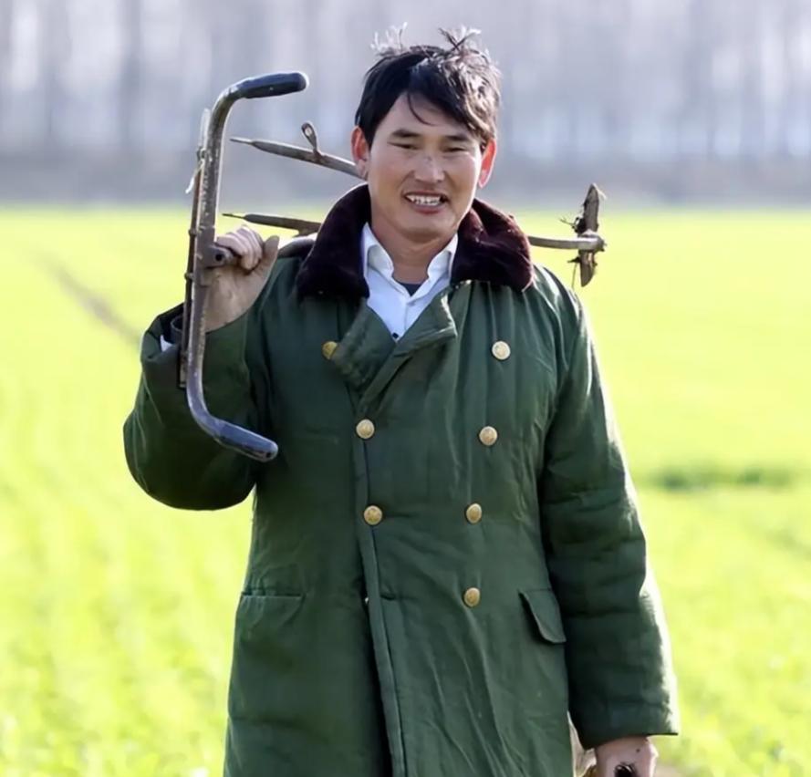 59岁于文华现状：与丈夫住农村，穿着朴素赶大集，享受田园生活__59岁于文华现状：与丈夫住农村，穿着朴素赶大集，享受田园生活