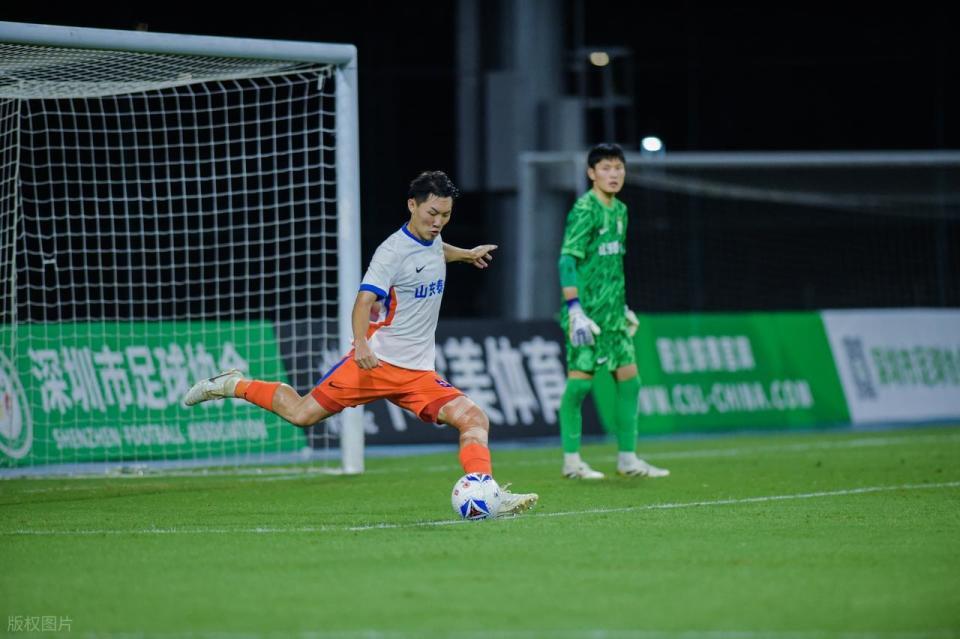 突如其来！鲁能或彻底放弃签约贺一然？史松宸伤愈归来进入一线队__突如其来！鲁能或彻底放弃签约贺一然？史松宸伤愈归来进入一线队