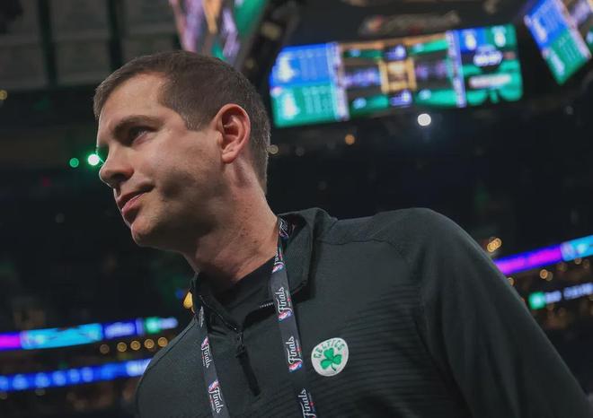 _湖人新签的射手_湖人队射手