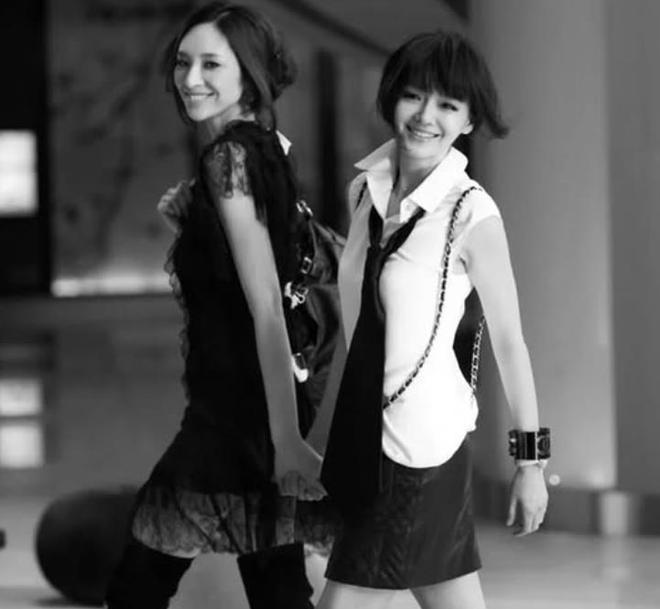 悼念朋友的图片发到朋友圈好吗_悼念照片亲人_