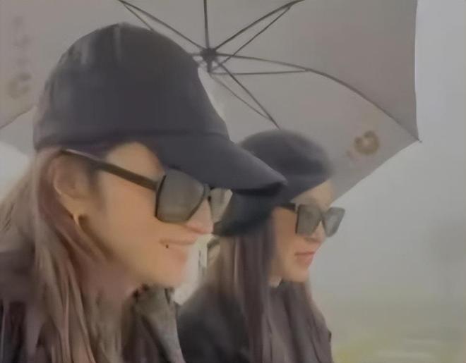 _悼念照片亲人_悼念朋友的图片发到朋友圈好吗