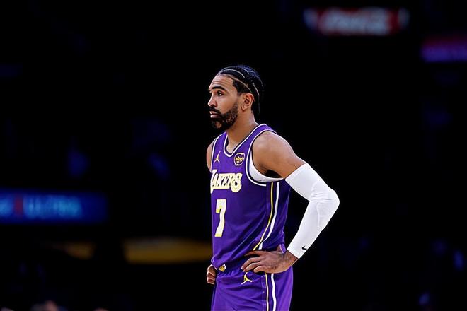 湖人又一笔签约正式达成__湖人完成重磅签约