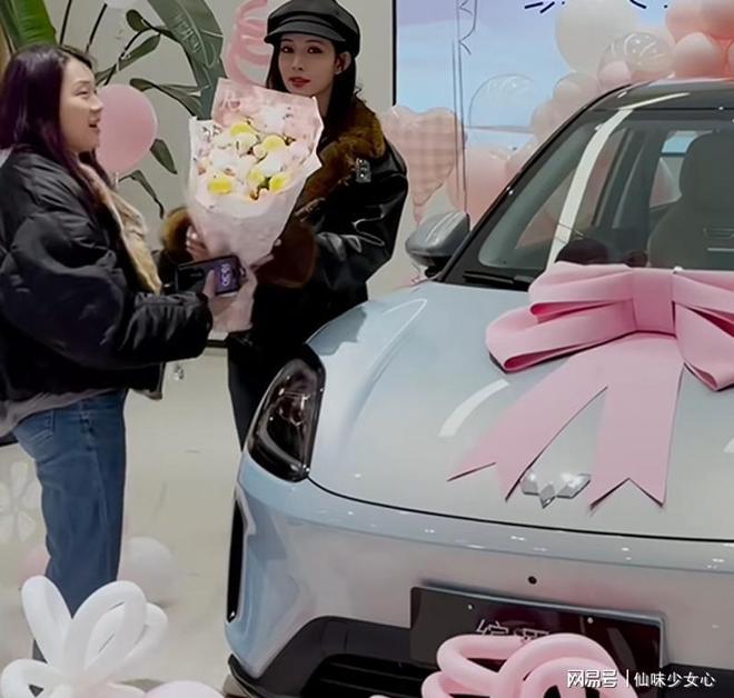 _义兰公路没车子_孟子义骑车