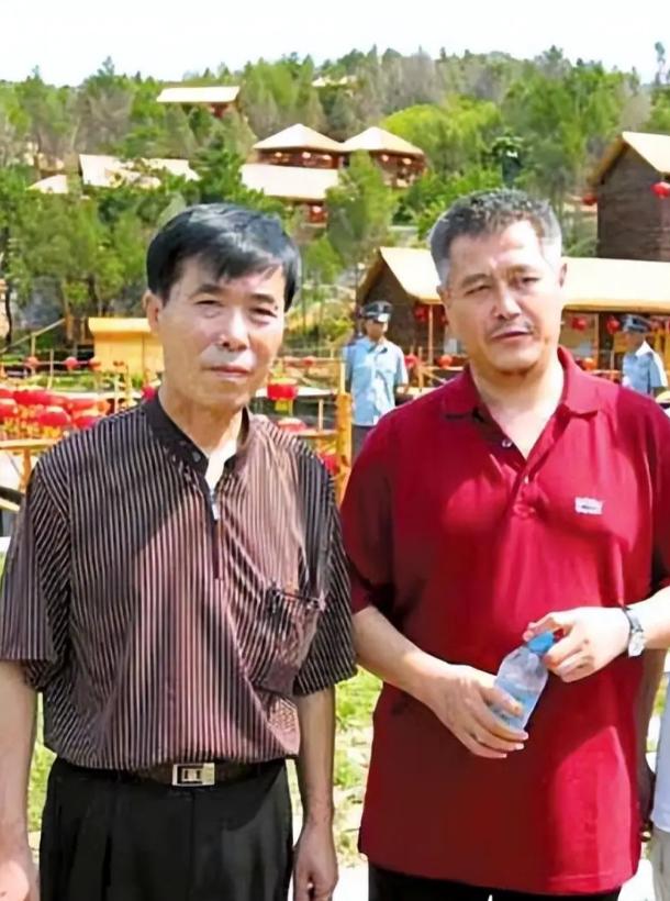 _范伟不再隐瞒，终于坦白与赵本山“闹掰”的原因，何庆魁难辞其咎_范伟不再隐瞒，终于坦白与赵本山“闹掰”的原因，何庆魁难辞其咎