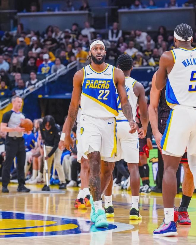 湖人为什么不用祖巴茨_祖巴茨被交易_