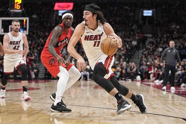 科比铁不铁_科比打热火_