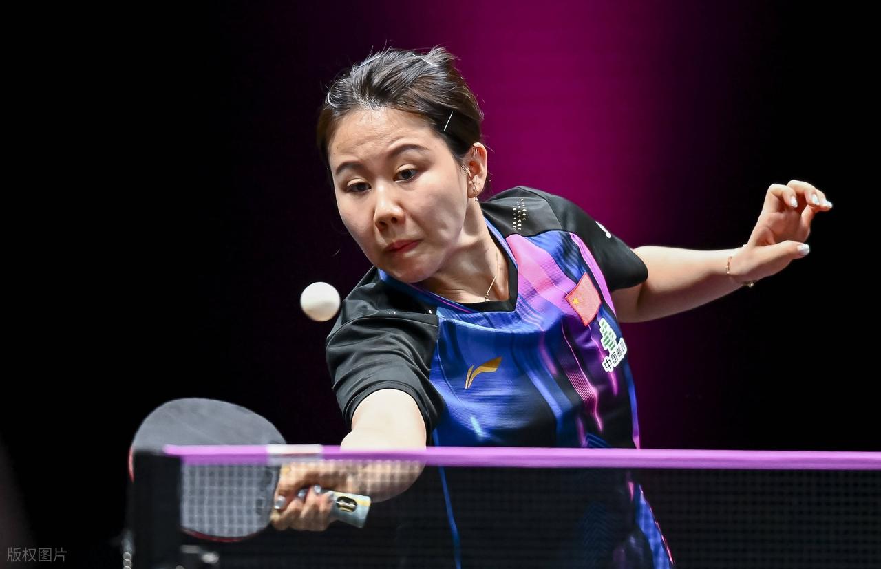 陈幸同彻底打疯了！4-0完胜队友蒯曼，将与朱雨玲争夺女单冠军__陈幸同彻底打疯了！4-0完胜队友蒯曼，将与朱雨玲争夺女单冠军