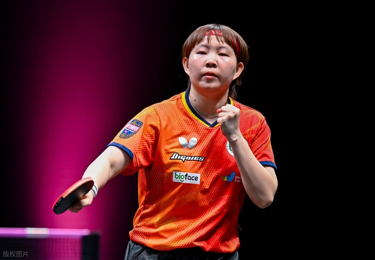 _陈幸同彻底打疯了！4-0完胜队友蒯曼，将与朱雨玲争夺女单冠军_陈幸同彻底打疯了！4-0完胜队友蒯曼，将与朱雨玲争夺女单冠军