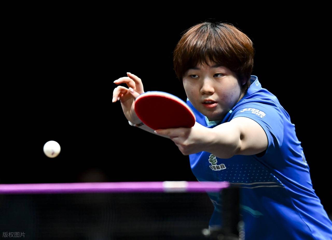 陈幸同彻底打疯了！4-0完胜队友蒯曼，将与朱雨玲争夺女单冠军__陈幸同彻底打疯了！4-0完胜队友蒯曼，将与朱雨玲争夺女单冠军