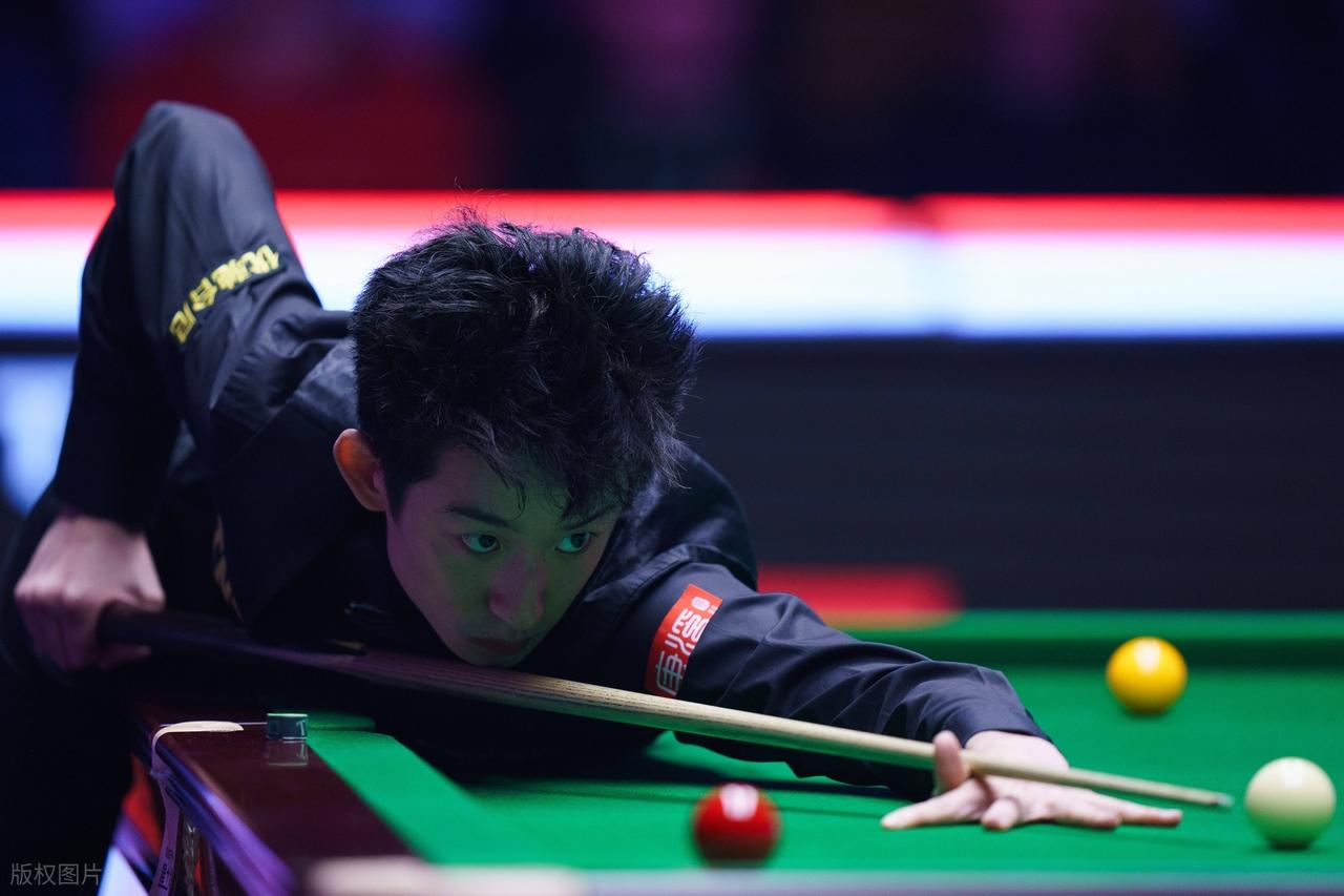 _斯诺克之神奇先生_斯诺克神奇进球视频