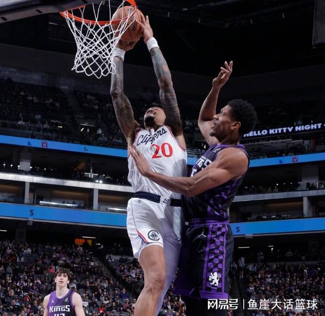 _湖人受伤中锋是谁_湖人罚球命中率