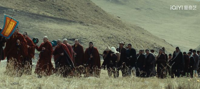 杨紫提起胡歌__杨紫采访提起胡歌