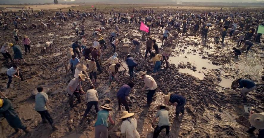 _《小城大事》40集大结局：林冬福牺牲，谭光明辞职，郑德诚升迁_《小城大事》40集大结局：林冬福牺牲，谭光明辞职，郑德诚升迁