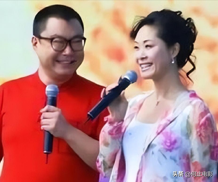 _与丈夫住农村，穿着朴素赶大集，59岁于文华才是真正的人间清醒_与丈夫住农村，穿着朴素赶大集，59岁于文华才是真正的人间清醒