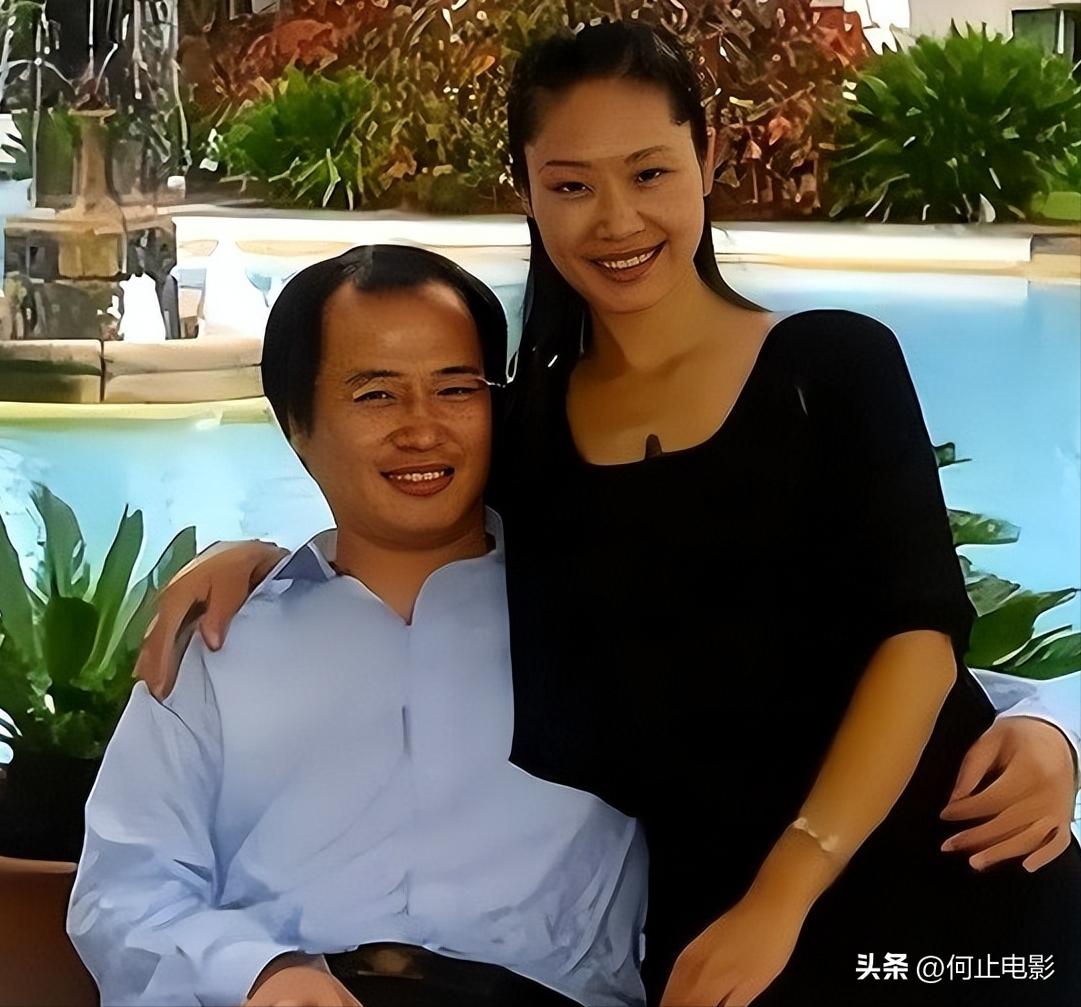 _与丈夫住农村，穿着朴素赶大集，59岁于文华才是真正的人间清醒_与丈夫住农村，穿着朴素赶大集，59岁于文华才是真正的人间清醒