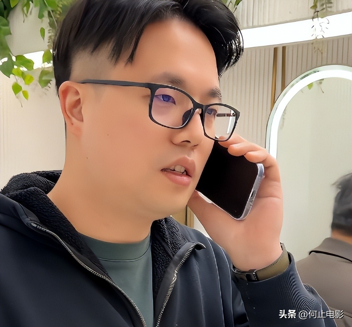 _台湾歌手上海丢万元外套！自称美国不会发生，以前说自己美国人_台湾歌手上海丢万元外套！自称美国不会发生，以前说自己美国人