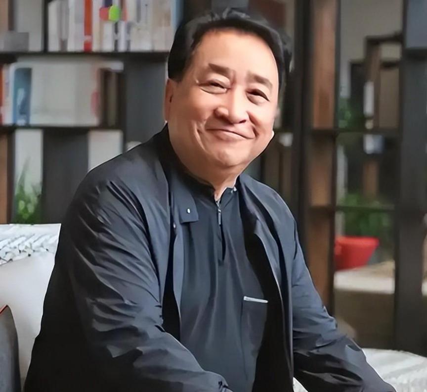 善恶终有报！公款私用、定居国外，75岁两面三刀的姜昆 活成了笑话_善恶终有报！公款私用、定居国外，75岁两面三刀的姜昆 活成了笑话_