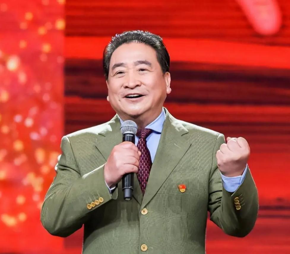 善恶终有报！公款私用、定居国外，75岁两面三刀的姜昆 活成了笑话__善恶终有报！公款私用、定居国外，75岁两面三刀的姜昆 活成了笑话