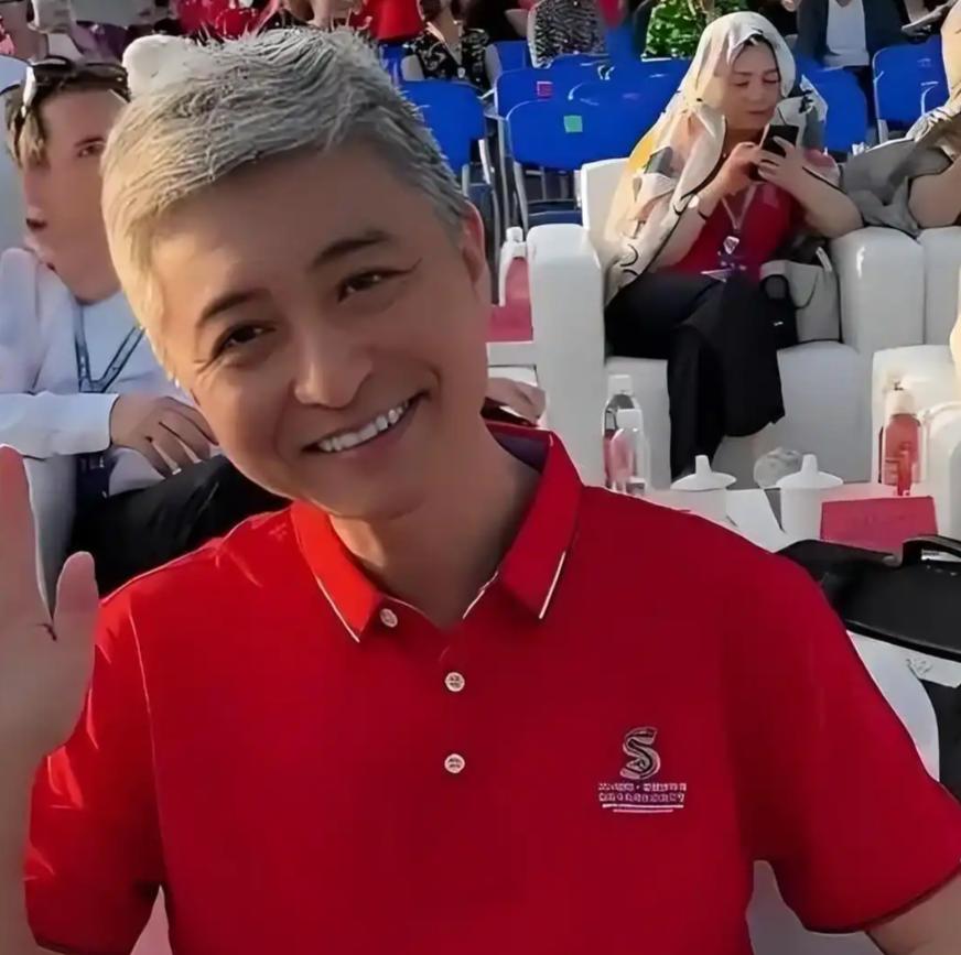 善恶终有报！公款私用、定居国外，75岁两面三刀的姜昆 活成了笑话__善恶终有报！公款私用、定居国外，75岁两面三刀的姜昆 活成了笑话