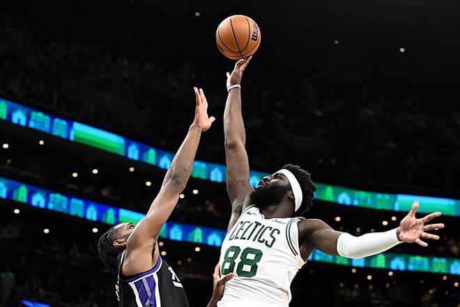 _火箭前中锋叫什么_火箭试训中锋