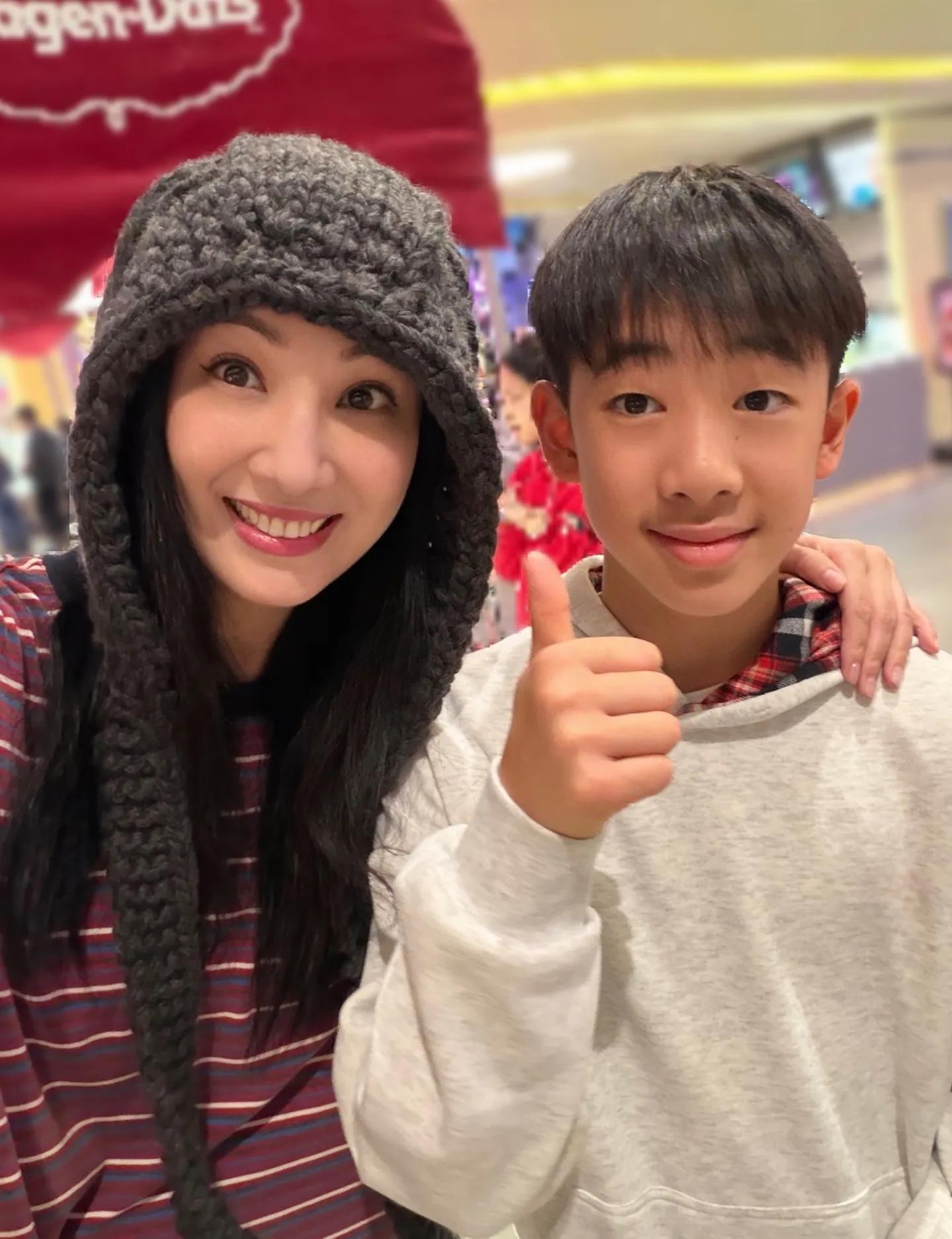 闺蜜逛街发说说的句子__闺蜜逛街搞笑说说