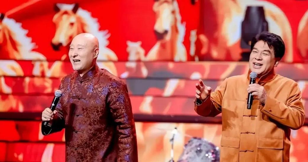 _朱时茂陈佩斯回归，冯、潘、蔡、阎、鞠齐上阵，乐龄春晚封神了！_朱时茂陈佩斯回归，冯、潘、蔡、阎、鞠齐上阵，乐龄春晚封神了！