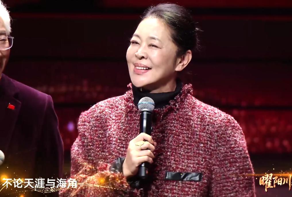 朱时茂陈佩斯回归，冯、潘、蔡、阎、鞠齐上阵，乐龄春晚封神了！_朱时茂陈佩斯回归，冯、潘、蔡、阎、鞠齐上阵，乐龄春晚封神了！_