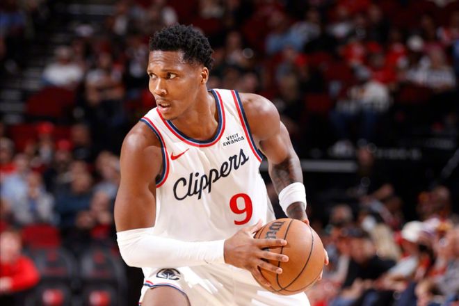 哈登效应！小卡燃尽快船4战2次不破百 骑士东部冠军概率飙升第一__哈登效应！小卡燃尽快船4战2次不破百 骑士东部冠军概率飙升第一