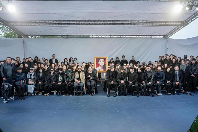 _S家被坑惨了，具俊晔吃尽亡妻红利果断单飞，手握猛料不惧黄春梅_S家被坑惨了，具俊晔吃尽亡妻红利果断单飞，手握猛料不惧黄春梅