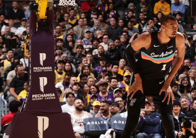 詹姆斯赢马刺总冠军_詹姆斯打马刺胜率_