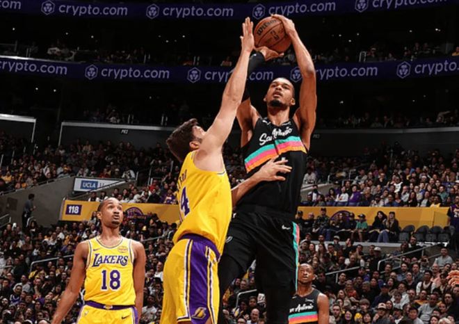 _詹姆斯赢马刺总冠军_詹姆斯打马刺胜率