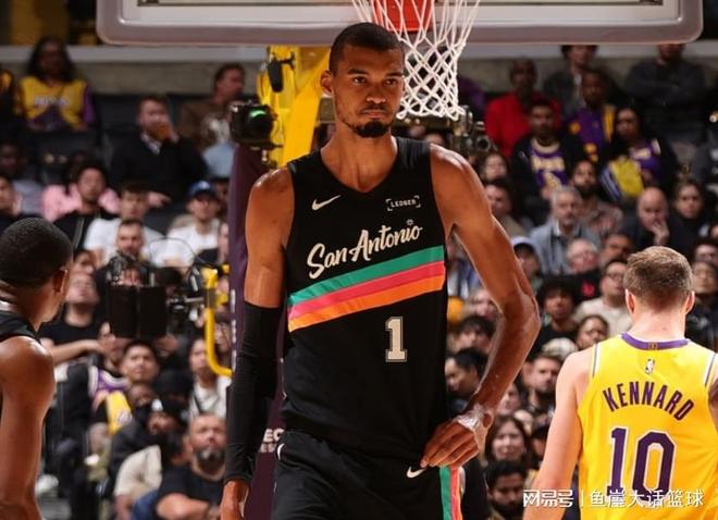 湖人-马刺_湖人马刺2020_