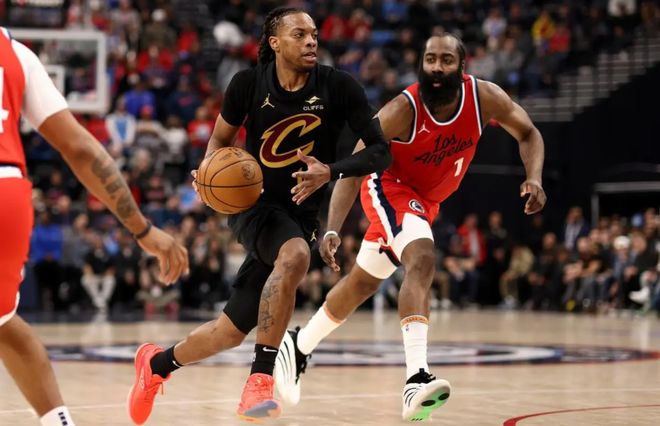 英雄联盟5胜5负会定什么段位__联盟8胜2负青铜五图片