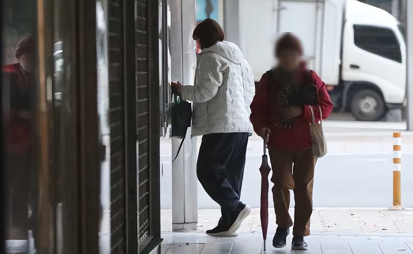 _郭晶晶被曝二胎怀女儿_曝黄圣依怀二胎