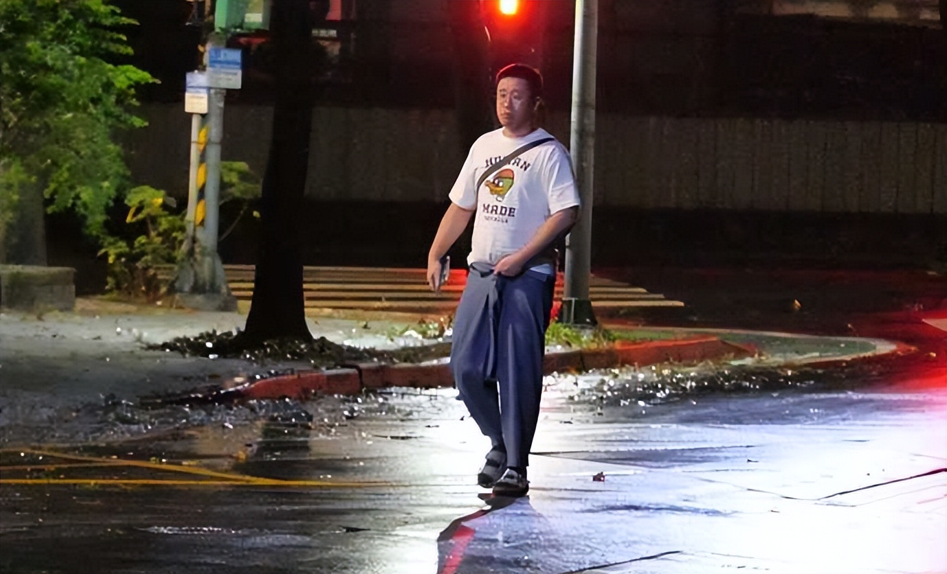 曝黄圣依怀二胎_郭晶晶被曝二胎怀女儿_