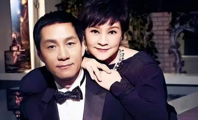 魏无羡蓝忘机情头__排舞闪闪惹人爱余国英