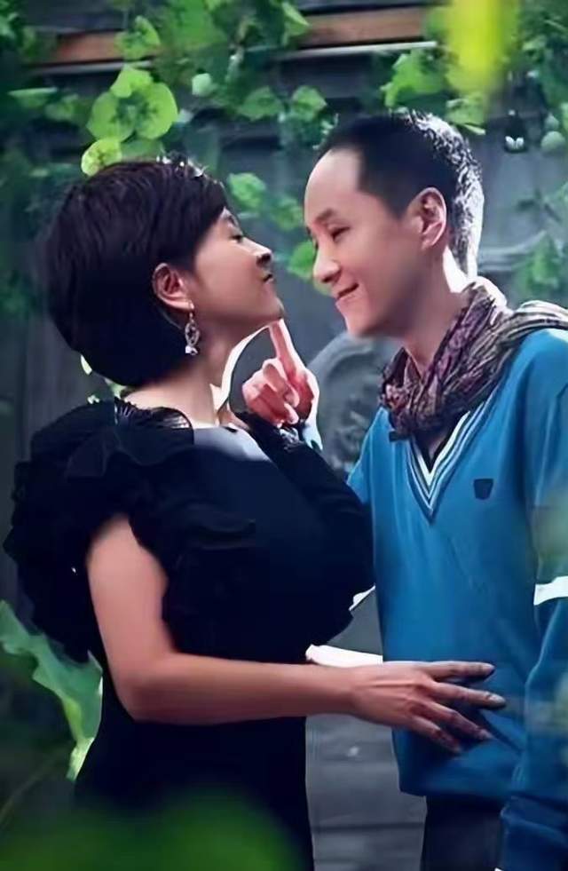 _排舞闪闪惹人爱余国英_魏无羡蓝忘机情头