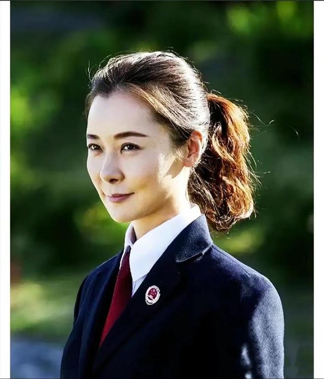 10位女星齐聚《夜色正浓》，谁打造了职场女强人模范？蓝盈莹完胜__10位女星齐聚《夜色正浓》，谁打造了职场女强人模范？蓝盈莹完胜