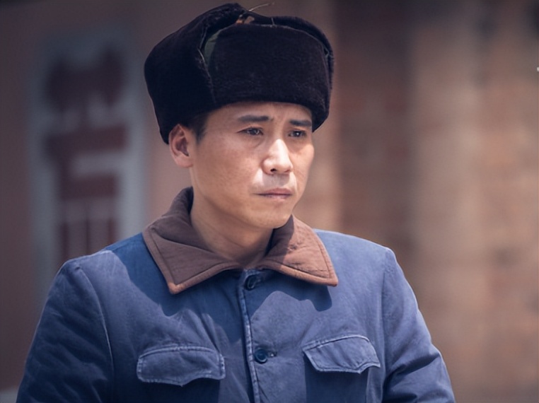 青山遮不住剧情介绍__青山遮不住电视剧在线播放