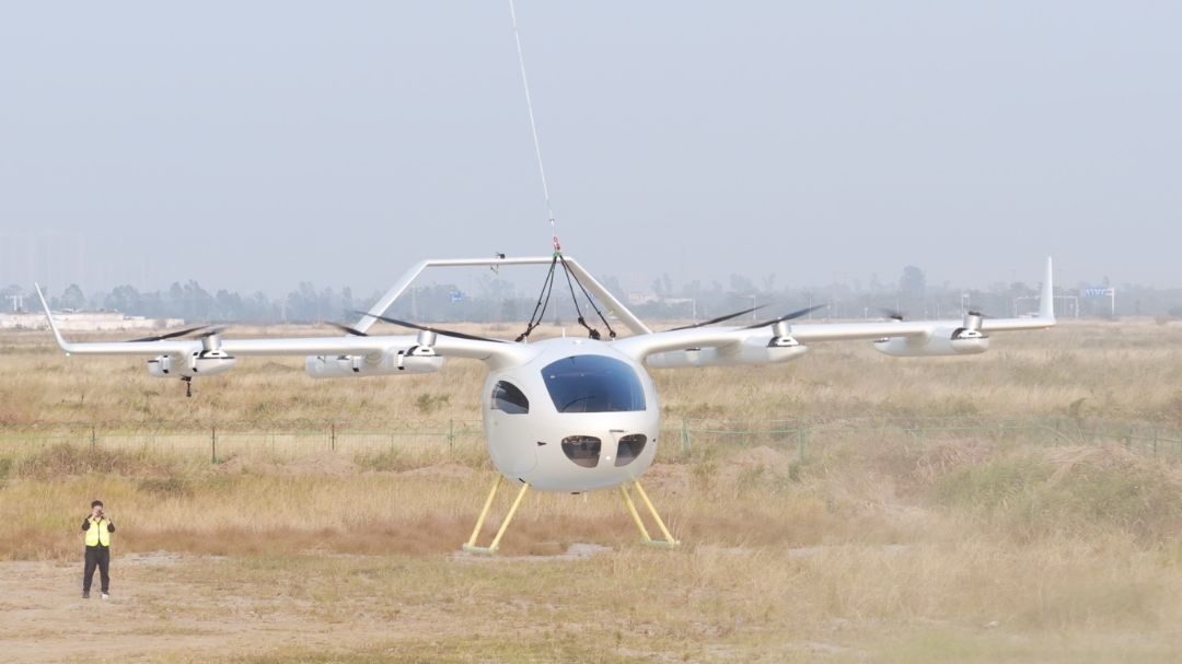 红旗天辇1号     图片来源：中国一汽公众号