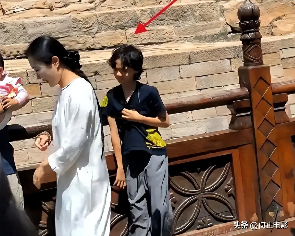 沈冰近况凸点照曝光__汪峰前妻齐丹近况曝光