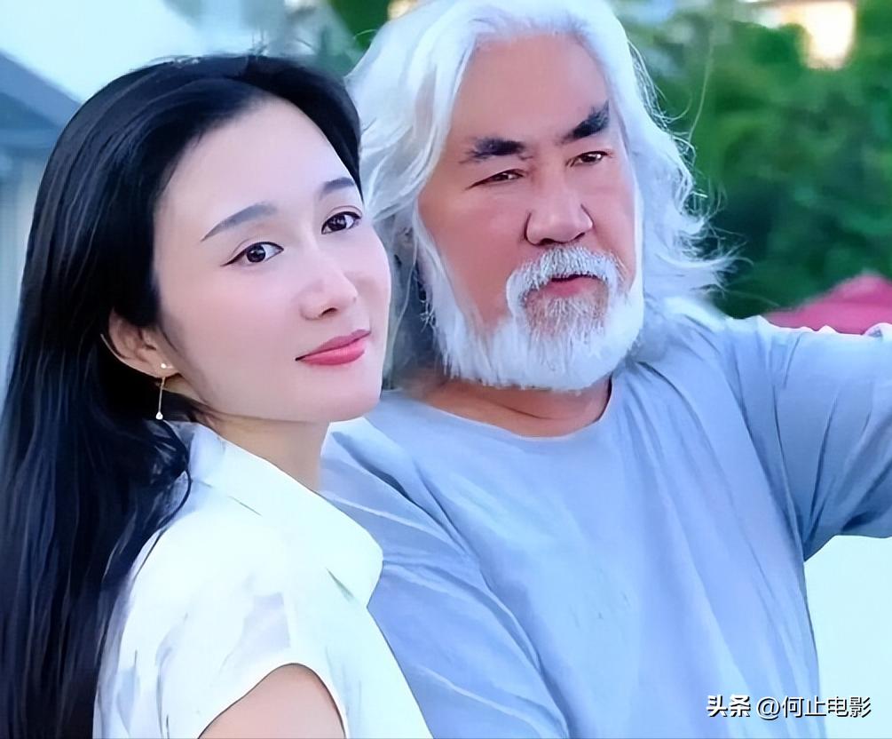 汪峰前妻齐丹近况曝光_沈冰近况凸点照曝光_